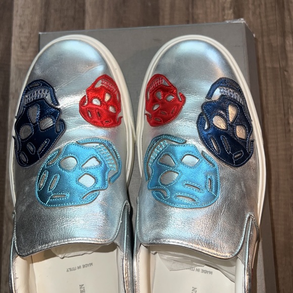 Alexander McQueen Multicolored Skull Slip-Ons - Picture 4 of 13
